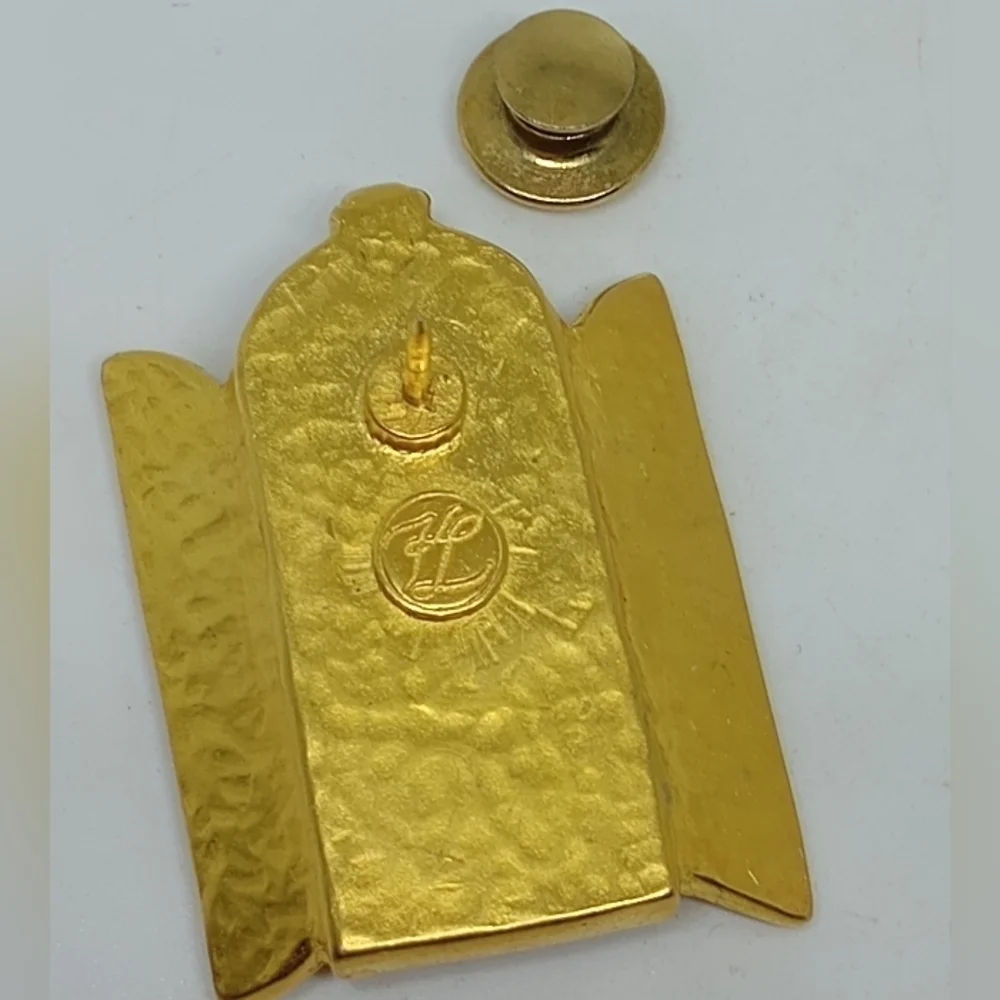* Karl Lagerfeld window with shutters gold tone pin brooch